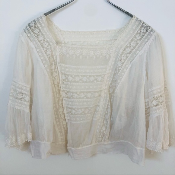 Vintage Tops - Vintage Lace Victorian style blouse size Small